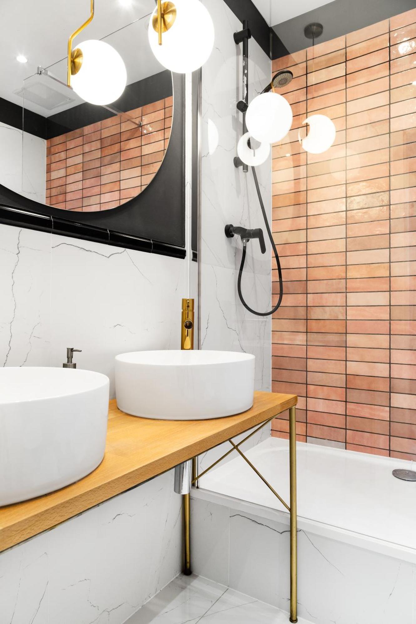Househost Apartment: Lazarza Street Krakow Ngoại thất bức ảnh