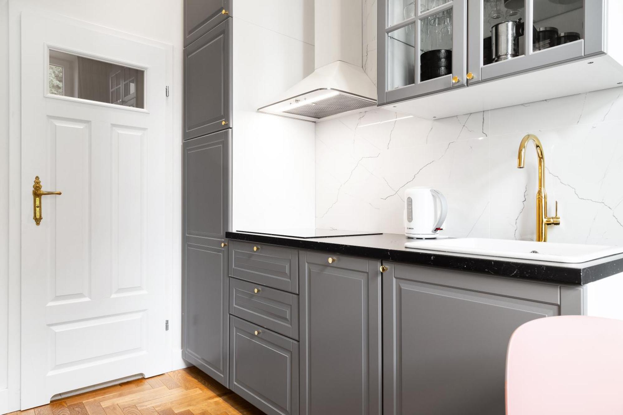 Househost Apartment: Lazarza Street Krakow Ngoại thất bức ảnh