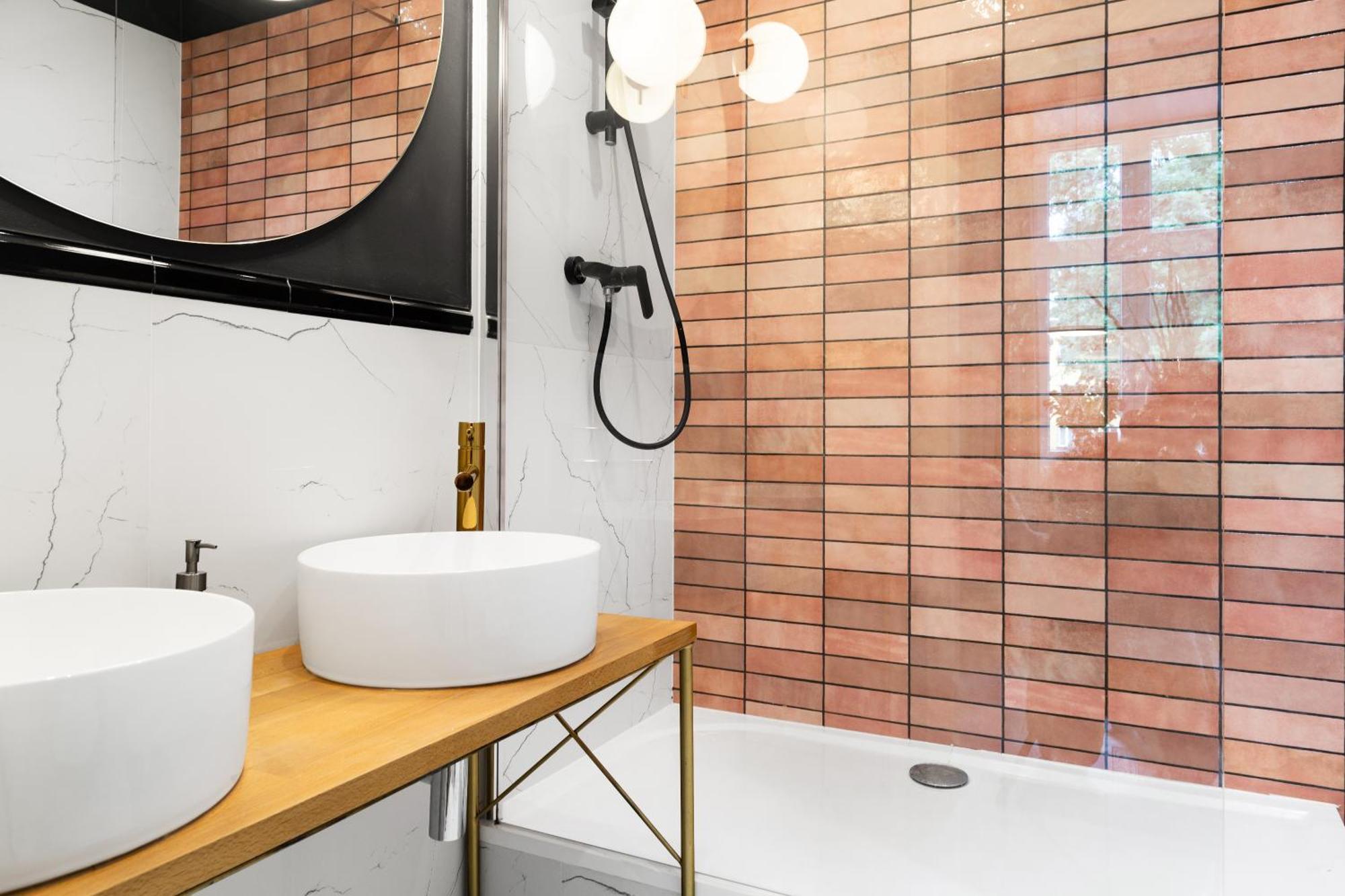 Househost Apartment: Lazarza Street Krakow Ngoại thất bức ảnh